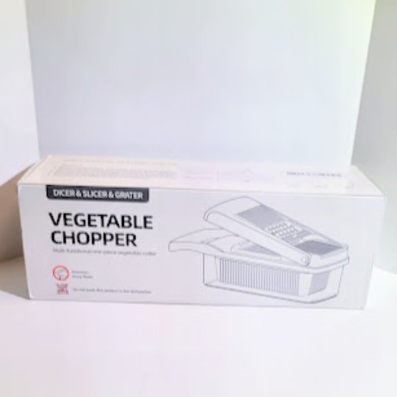 BRAND NEW IN BOX VEGETABLE CHOPPER WITH CONTAINER AND STRAINER/10 BLADES - Picture 6 of 6